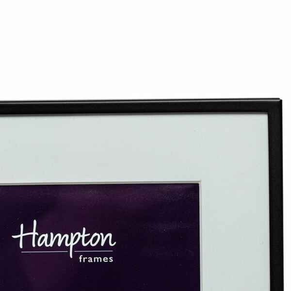 Madrid 4x6 Thin Black Photo Frame With Mount