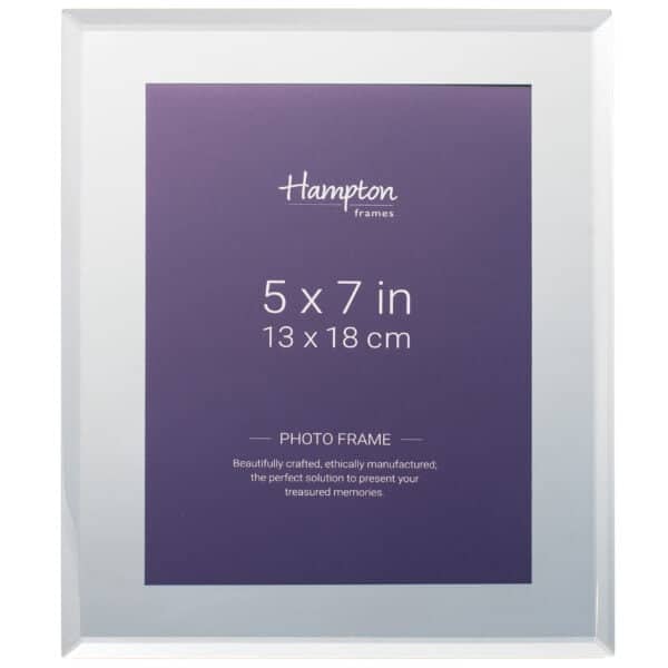 Hampton 5x7 inch white photo frame