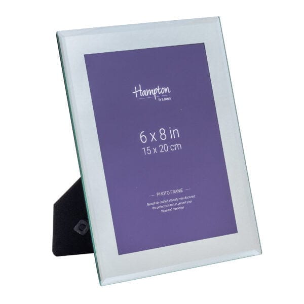 Silver photo frame by Hampton, 6x8 inches display