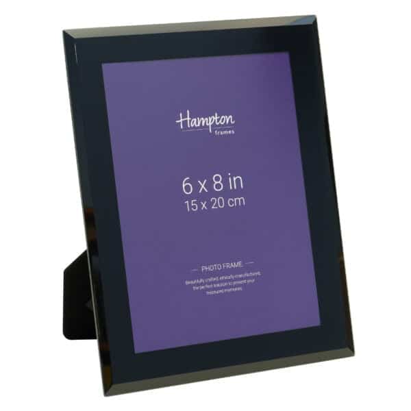 Hampton black photo frame, 6x8 inches, on white background